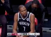 热火险胜复出首战轰40分，掀起高潮关键表现点燃全场！