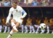 C罗重返赛场，战术调整首场状态出色，篮网观众沸腾！